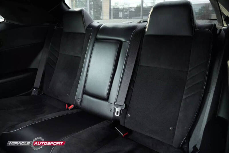 2015 Dodge Challenger SRT Hellcat