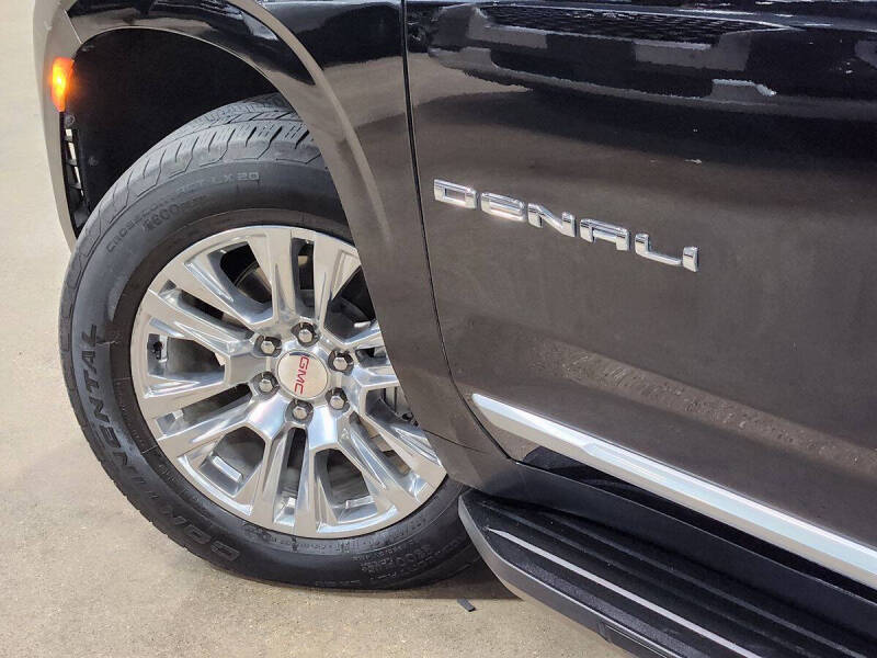2023 GMC Yukon XL Denali