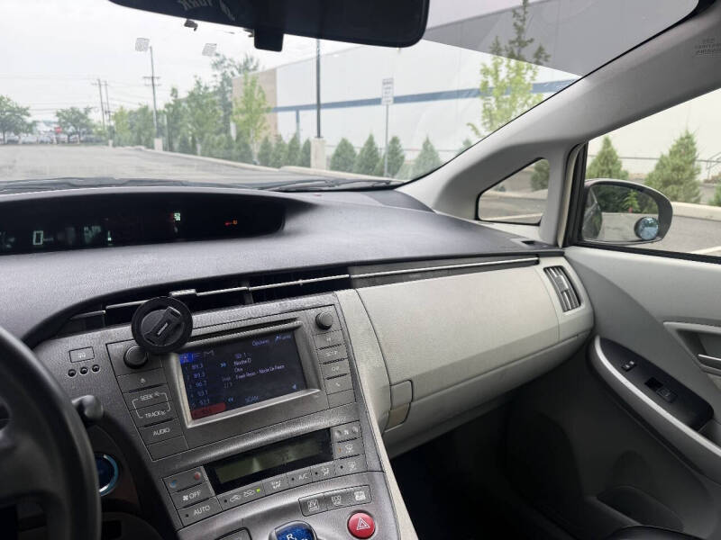 2012 Toyota Prius Two