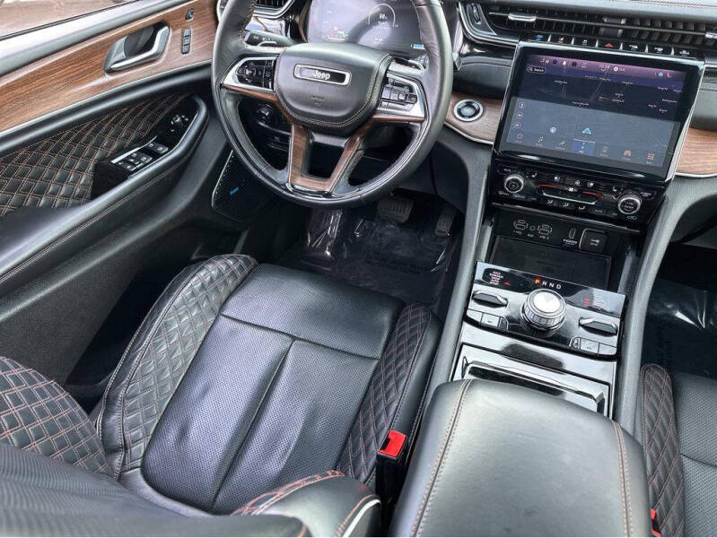 2022 Jeep Grand Cherokee