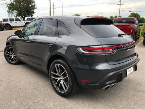 2022 Porsche Macan S