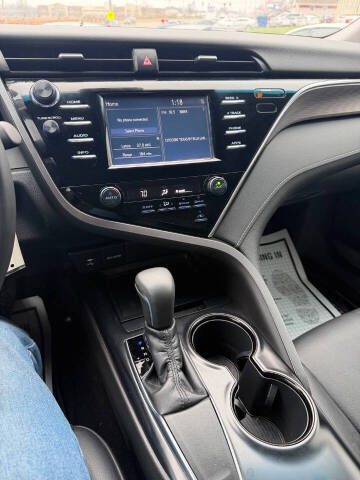2018 Toyota Camry SE