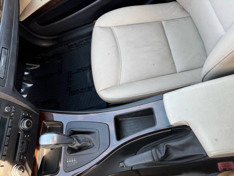 2011 BMW 3 Series 328i