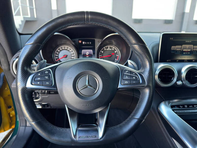 2017 Mercedes-Benz AMG GT