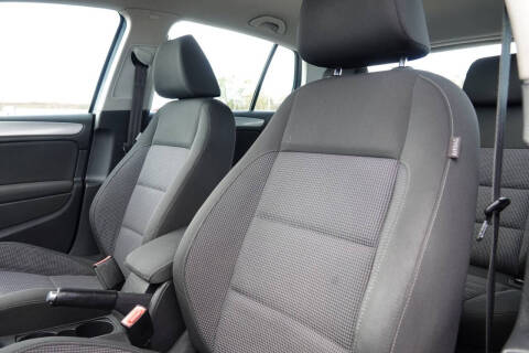 2012 Volkswagen Golf TDI
