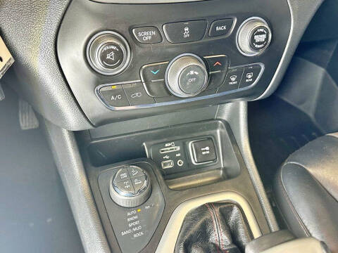 2017 Jeep Cherokee Trailhawk