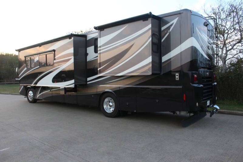 2011 Winnebago Journey