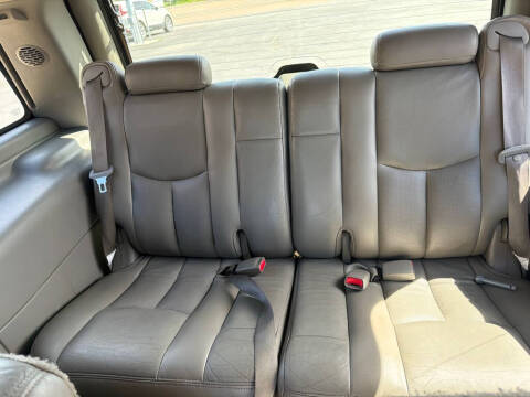 2005 Cadillac Escalade