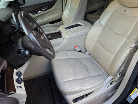 2017 Cadillac Escalade Premium Luxury