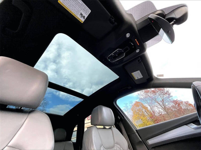 2019 Audi SQ5 3.0T quattro Premium Plus