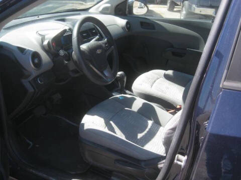 2015 Chevrolet Sonic LS Auto