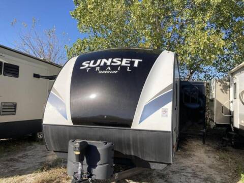 2018 Crossroads SUNSET TRAIL 271RL for sale at Ultimate RV in White Settlement TX
