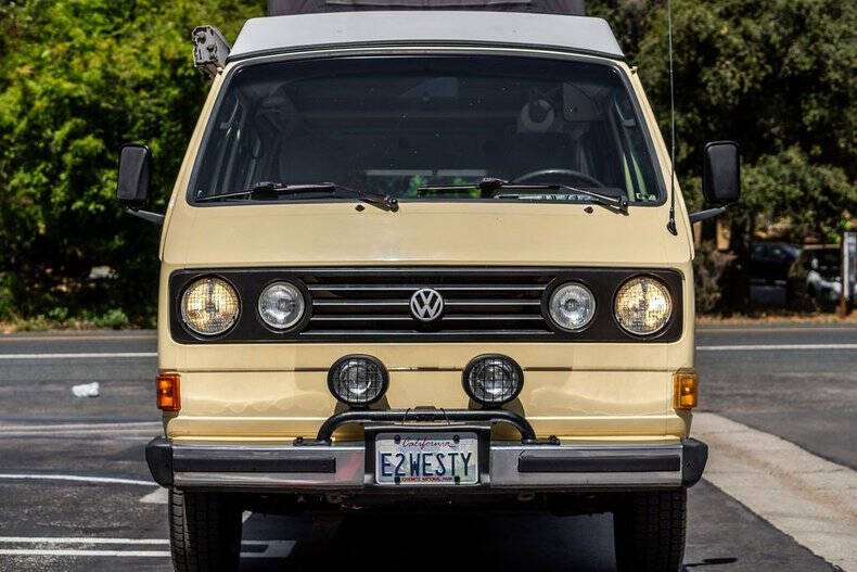 1982 Volkswagen Vanagon Camper