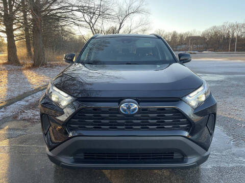 2024 Toyota RAV4 Hybrid LE