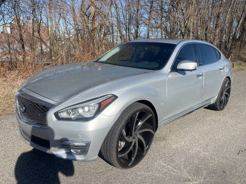 2016 Infiniti Q70L for sale at Trocci's Auto Sales in West Pittsburg PA
