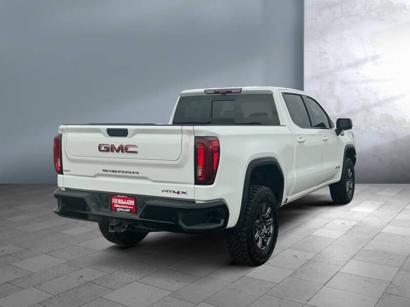 2025 GMC Sierra 1500 AT4X
