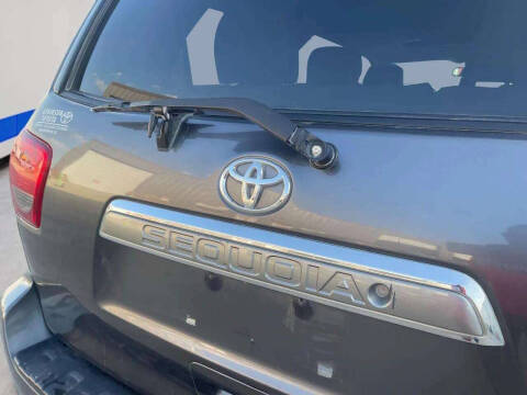 2017 Toyota Sequoia Platinum