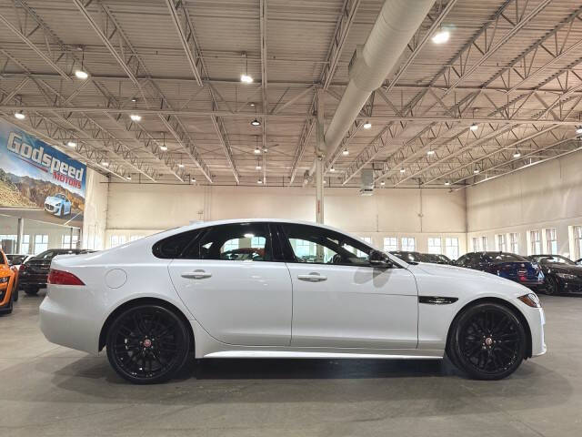 2016 Jaguar XF R-Sport