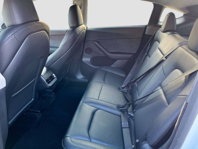 2025 Tesla Model Y Long Range