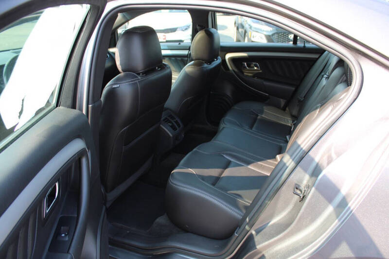 2013 Ford Taurus SEL