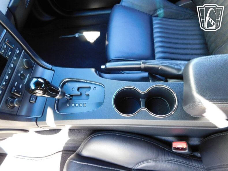 2005 Ford Thunderbird Deluxe