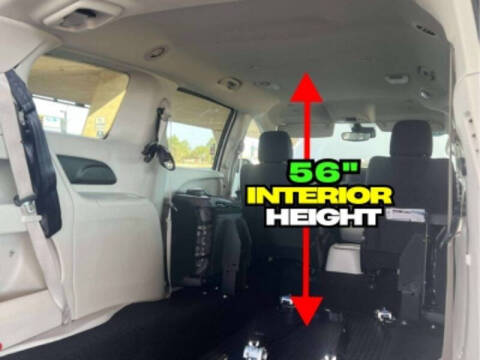 2024 Chrysler Voyager LX