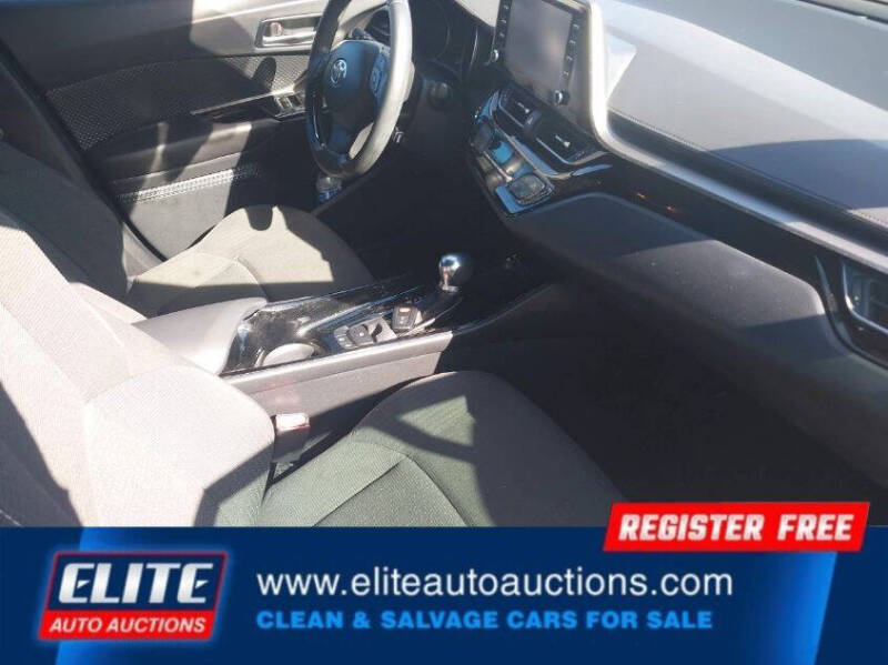 2019 Toyota C-HR XLE