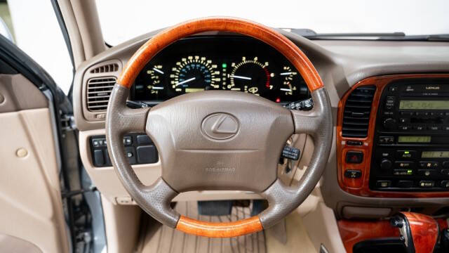2001 Lexus LX 470