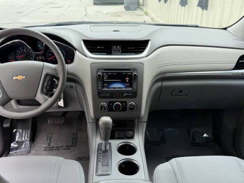 2017 Chevrolet Traverse LS