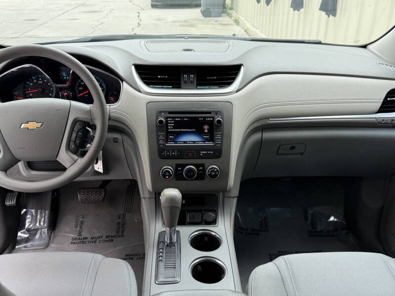 2017 Chevrolet Traverse LS