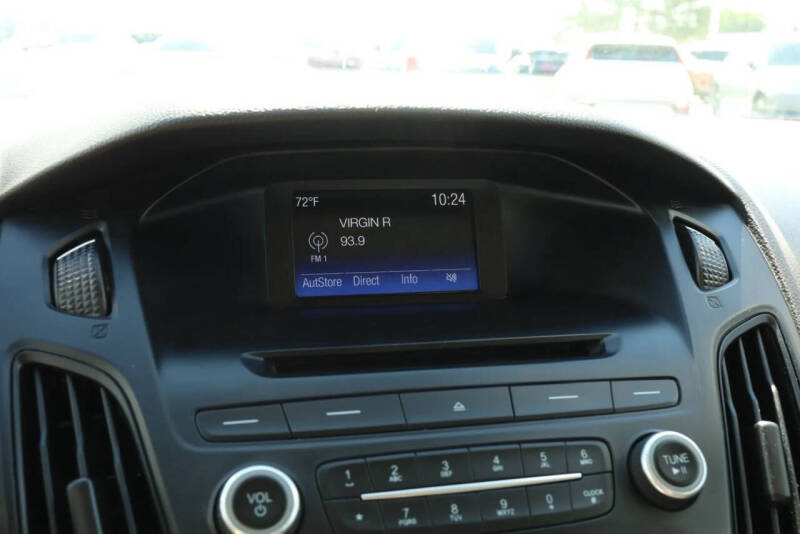 2017 Ford Focus SE