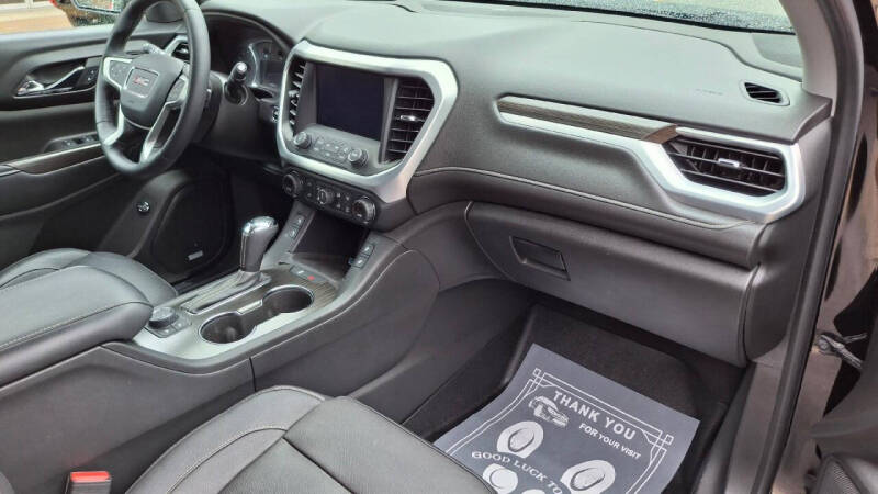 2017 GMC Acadia SLT-2