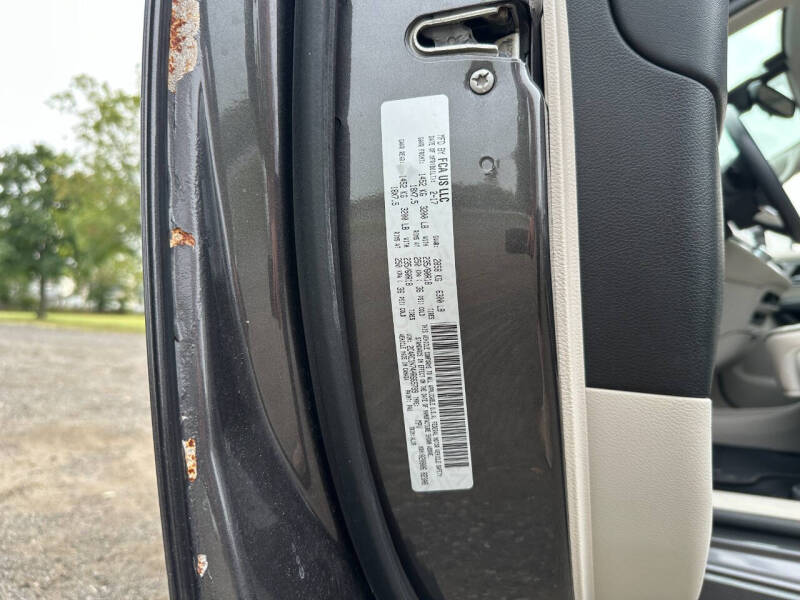 2017 Chrysler Pacifica Hybrid Platinum