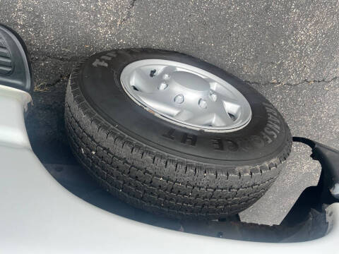 2009 Ford E-Series E-150 XL