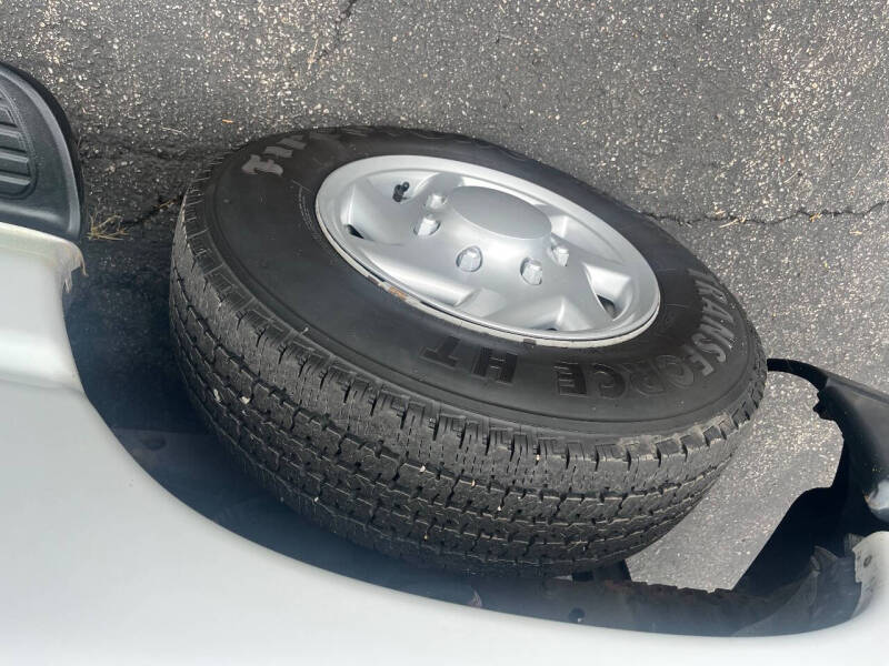 2009 Ford E-Series E-150 XL