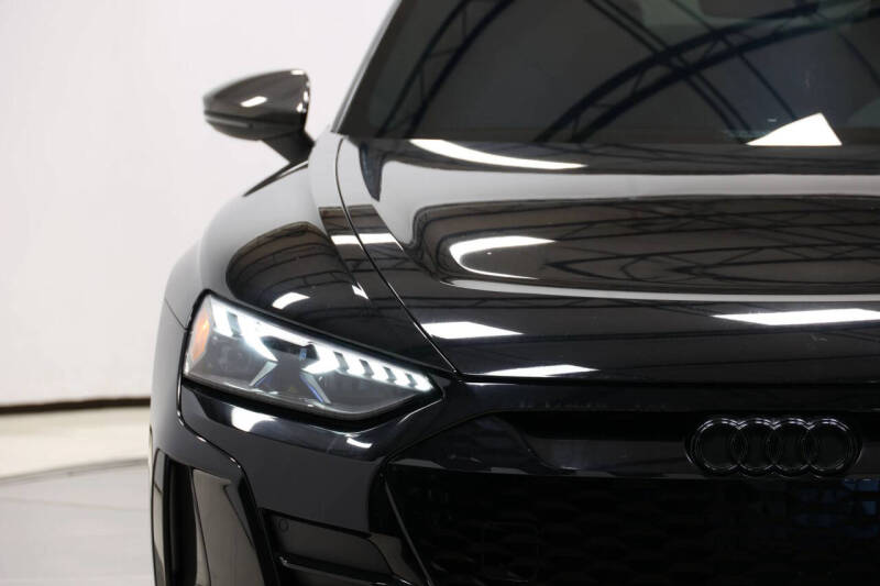 2022 Audi RS e-tron GT quattro