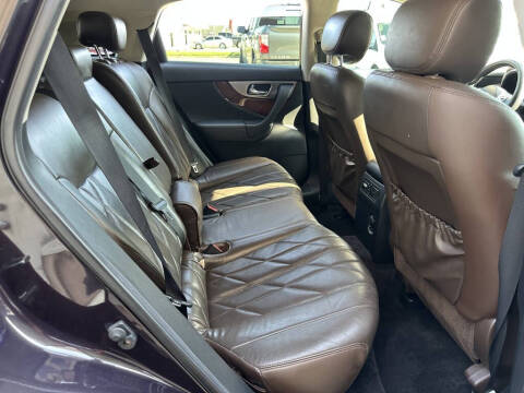 2011 Infiniti FX35