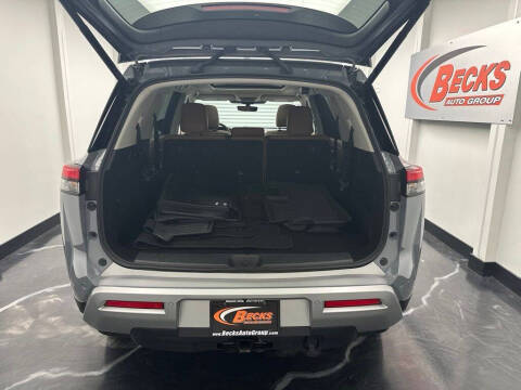 2024 Nissan Pathfinder Platinum