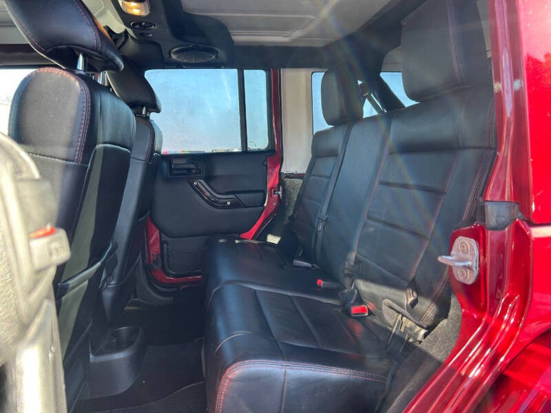 2012 Jeep Wrangler Unlimited Sahara