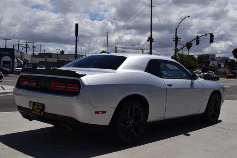 2023 Dodge Challenger SXT