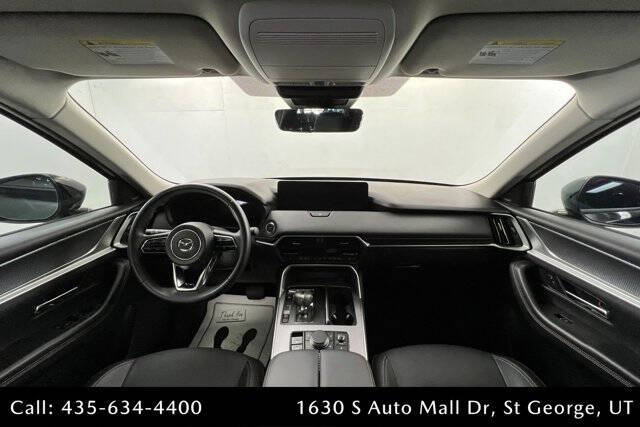 2025 Mazda CX-70 Plug-in Hybrid Premium