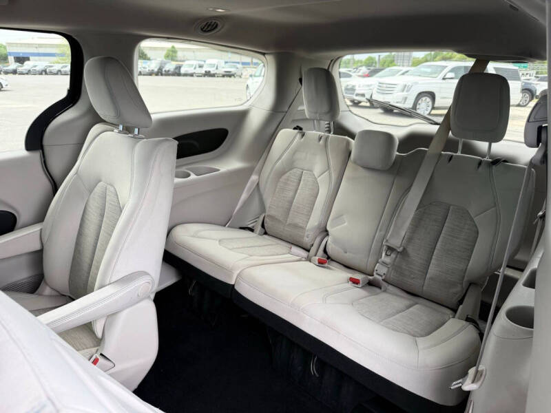 2018 Chrysler Pacifica Hybrid Touring Plus