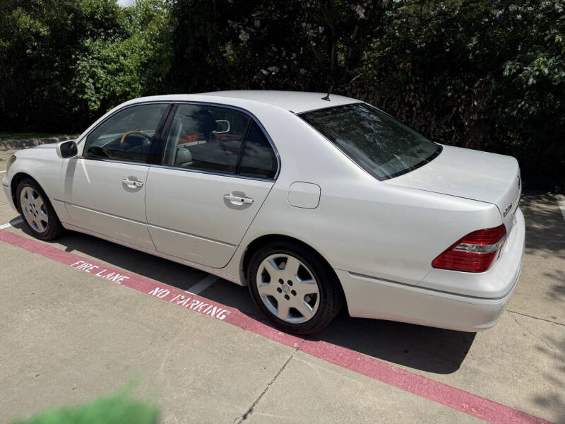 2004 Lexus LS 430