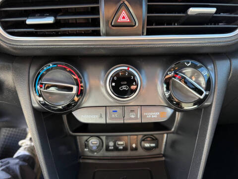 2021 Hyundai Kona SEL Plus