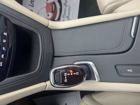 2019 Cadillac XT5 Luxury