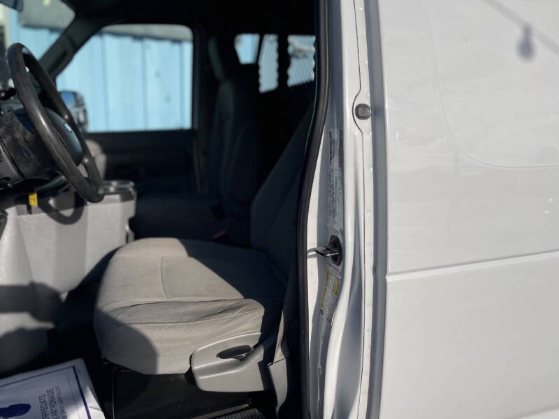 2012 Ford E-Series E-250