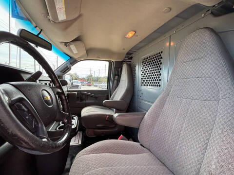 2020 Chevrolet Express 2500