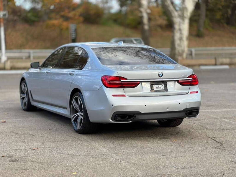 2019 BMW 7 Series 740i
