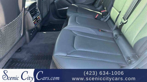 2022 Audi Q8 quattro Premium Plus 55 TFSI