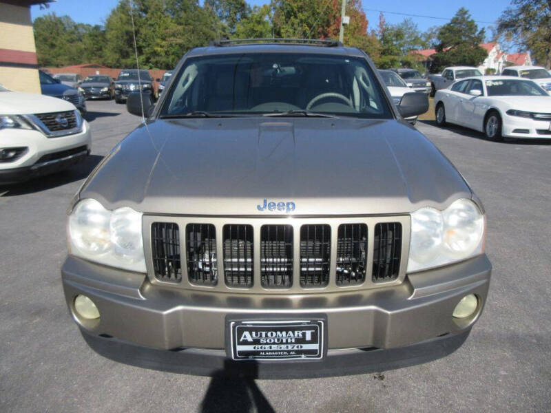 2005 Jeep Grand Cherokee null photo 2